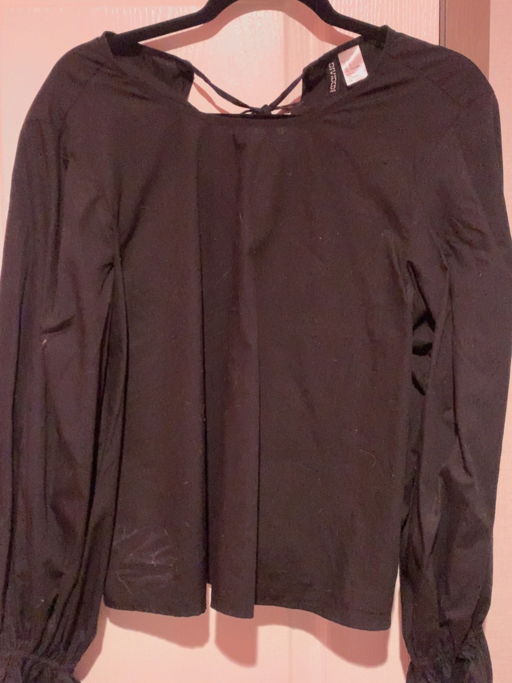 Women’s Black Long-Sleeve Top with Back tie in the back